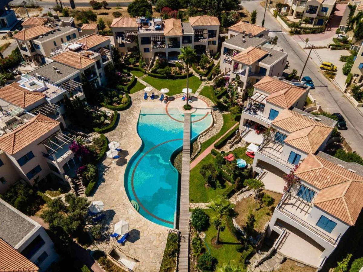Villa Rodo Pirgos Psilonerou Exteriér fotografie