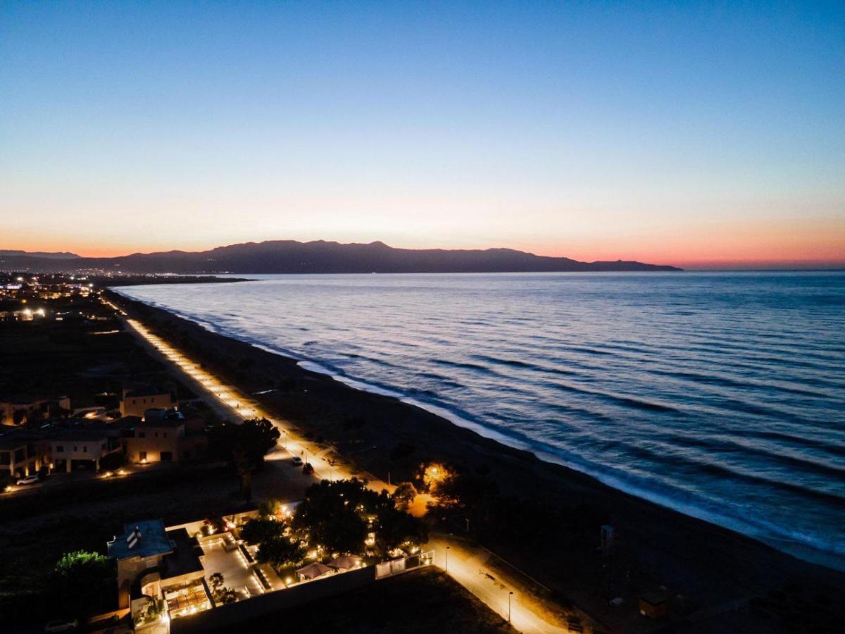 Villa Rodo Pirgos Psilonerou Exteriér fotografie
