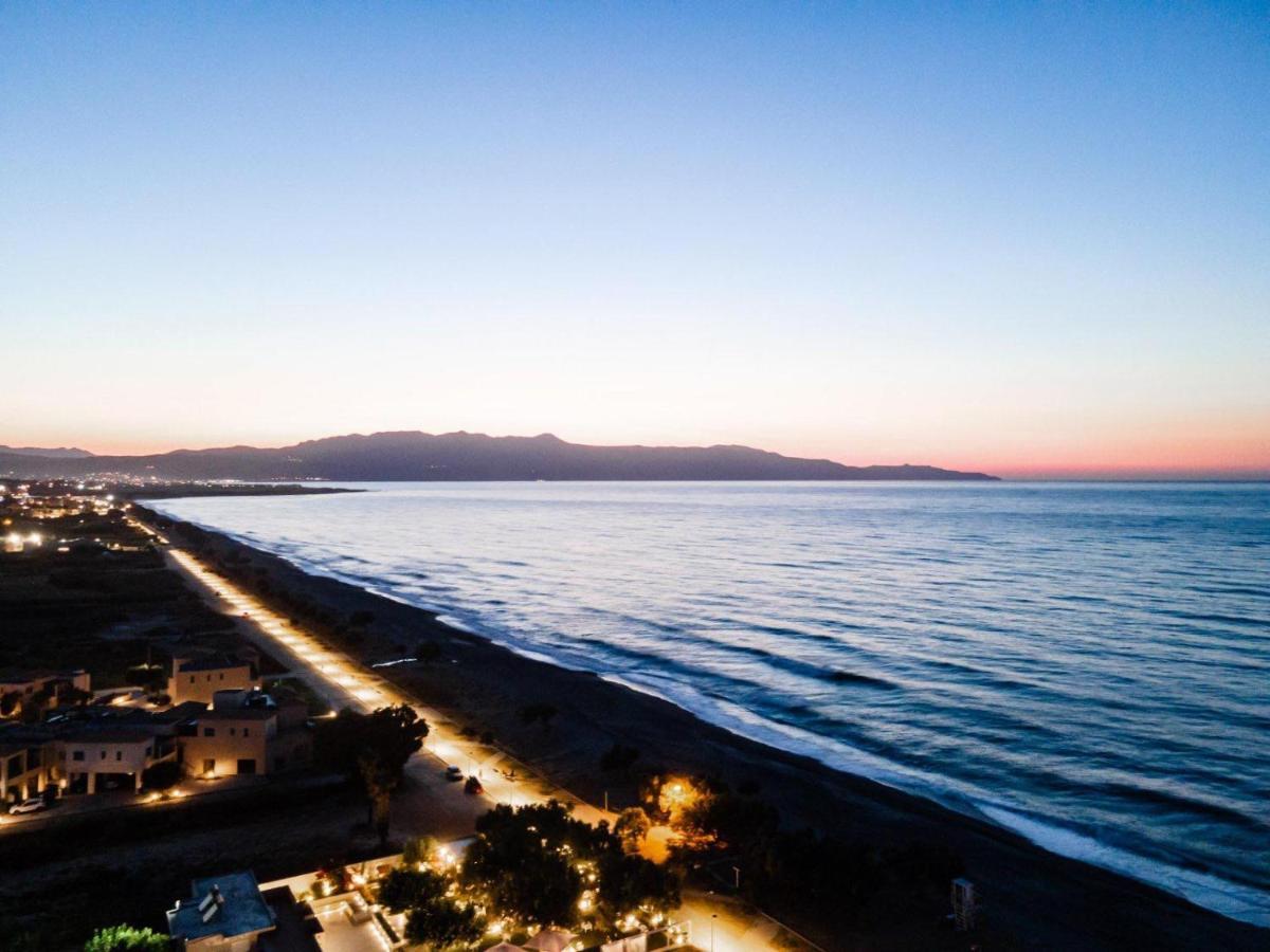 Villa Rodo Pirgos Psilonerou Exteriér fotografie